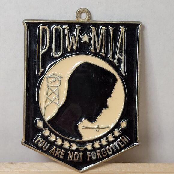 POW*MIA Resin Hanger 3.5" X 2.5" - Picture 1 of 3